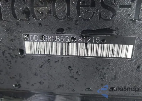 2016 Mercedes-Benz S 550 z USA, uszkodzony, nr VIN WDDUG8CB5GA281215